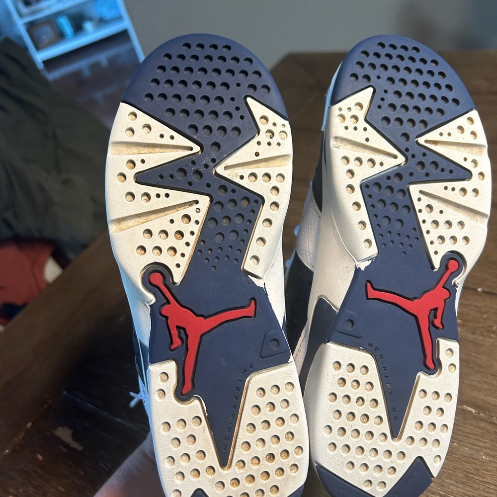 Jordan Little Kids 6 Retro Jordan’s size 3 youth - Picture 8 of 10